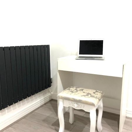 Cozy Stay In Birmingham By The Canal !! エクステリア 写真
