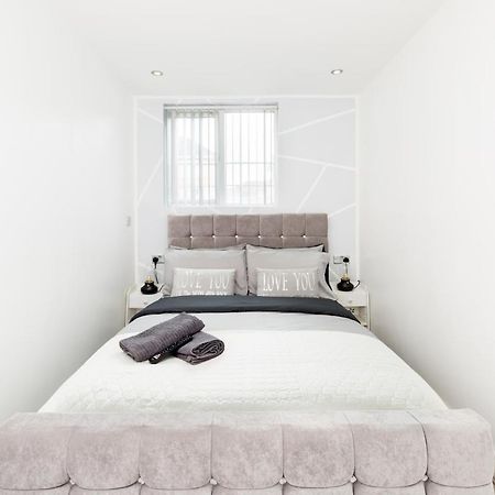Cozy Stay In Birmingham By The Canal !! エクステリア 写真